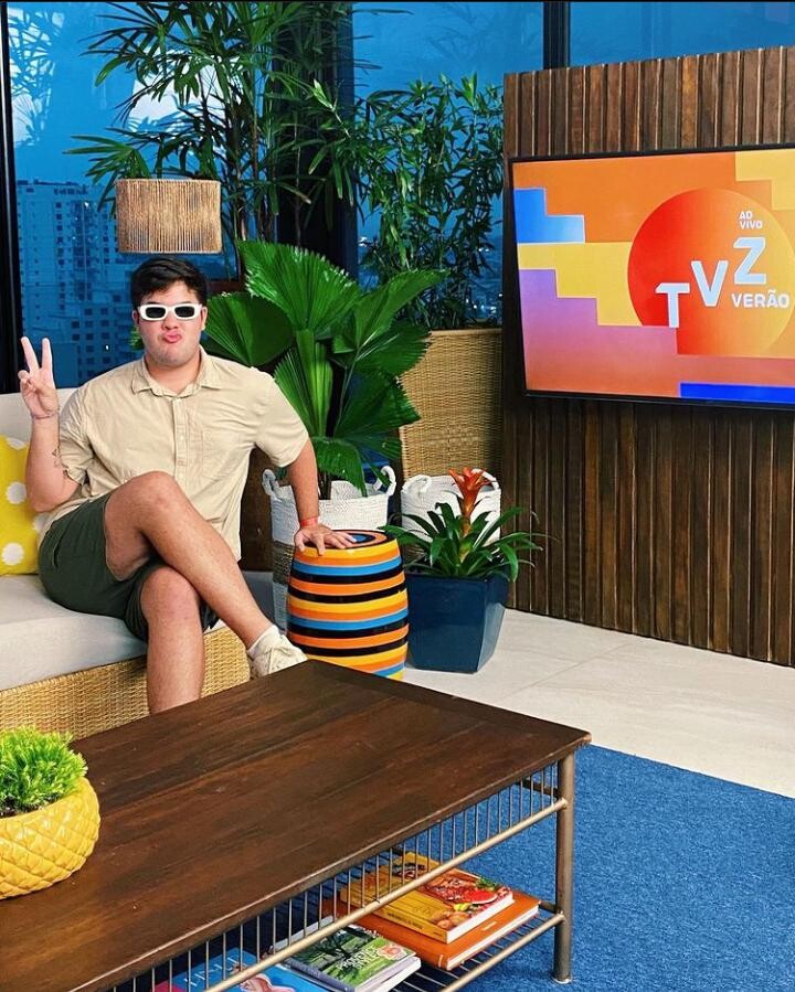 Digital influencer Alvxaro comanda plataformas digitais do programa TVZ, da Multishow