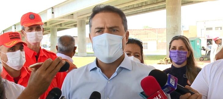 Governador volta a falar em fechamento do comércio; ‘se ocupação hospitalar subir muito’