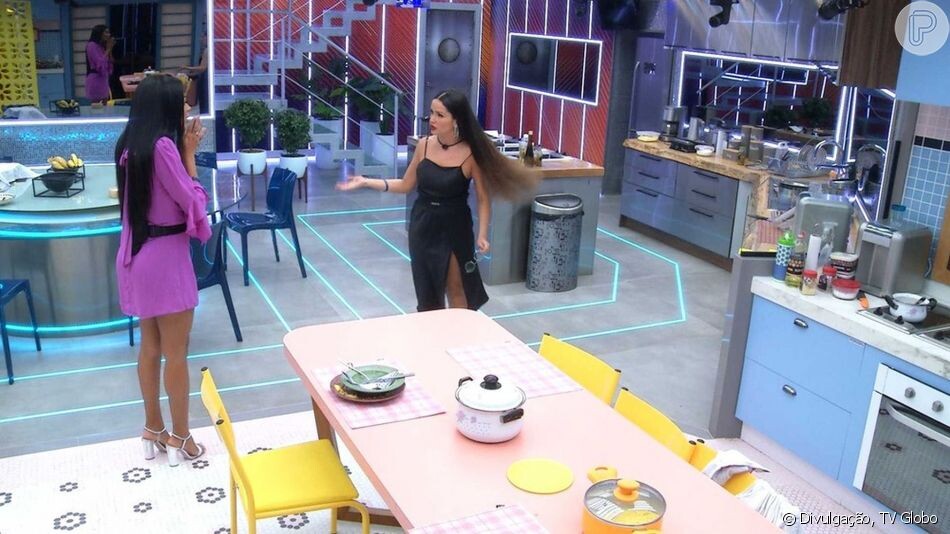 ‘BBB 21’: Juliette briga com Pocah em formação de Paredão e web repara: ‘Vestido emprestado’