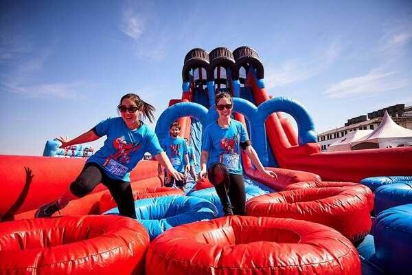 Extreme Fun: circuito de obstáculos infláveis gigantes para adultos e crianças chega a Maceió