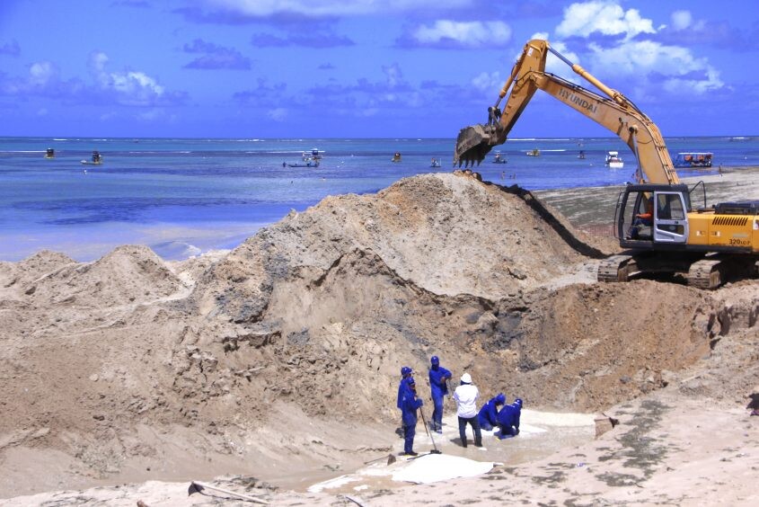 Prefeitura de Maceió deve iniciar nova tecnologia de contenção do avanço do mar