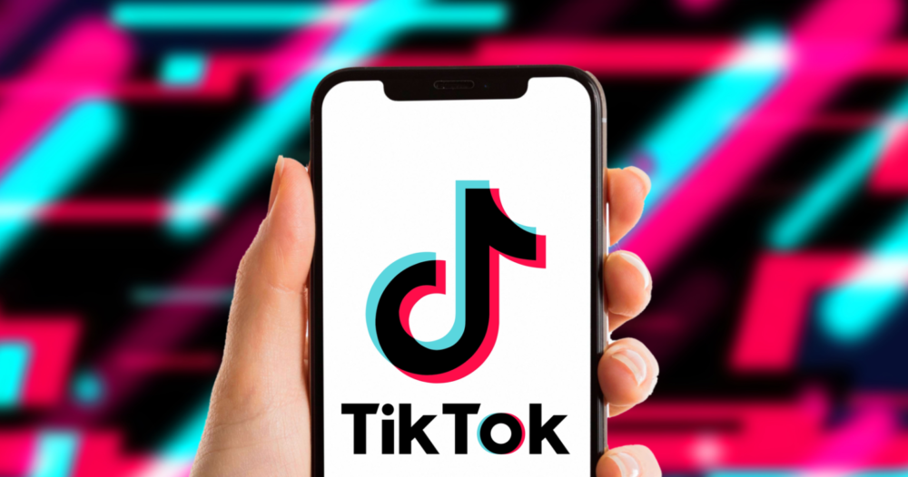 Comédia invade o TikTok: sete horas de live e conteúdos  inéditos na plataforma