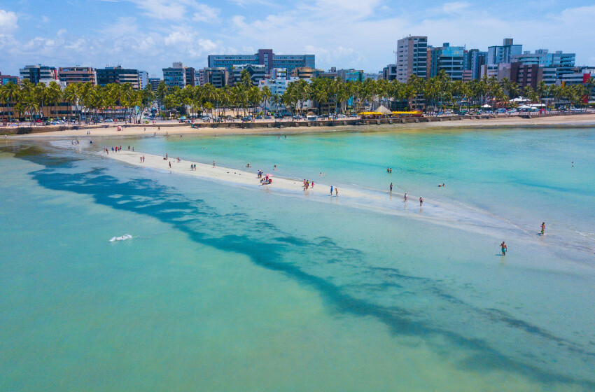 Maceió é o destino do Nordeste mais procurado para férias de verão em 2023