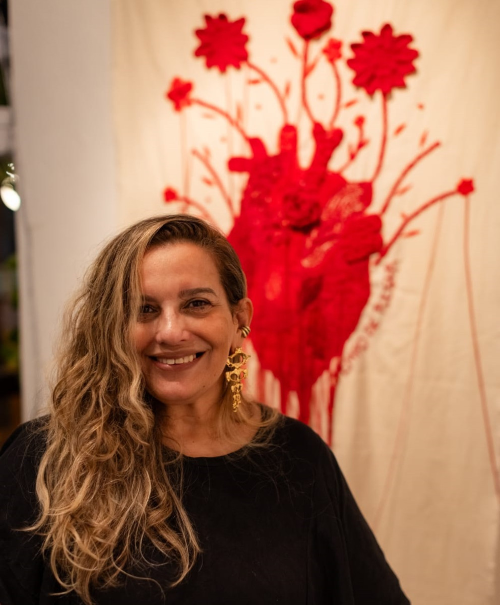 Eco: artista Alina Amaral participa de exposição em Maceió