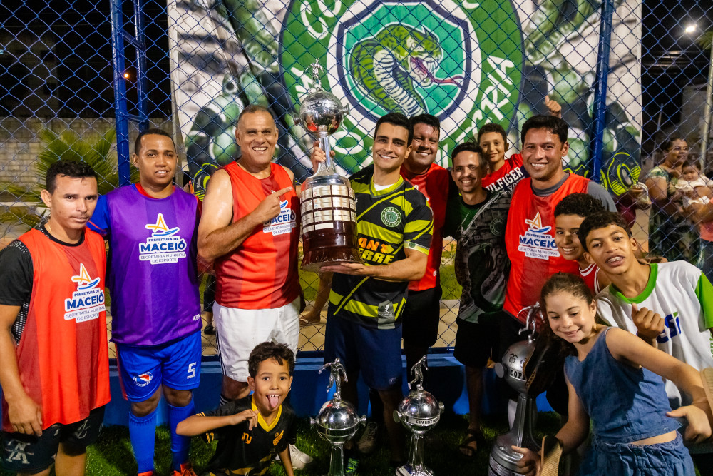 No Benedito Bentes, Alto da Alegria recebe arena e espaço de lazer para todas as idades