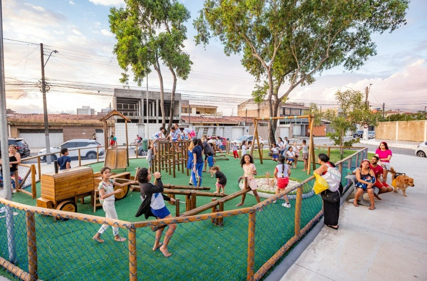 Praça Nossa Senhora de Fátima ganha nova vida no Feitosa