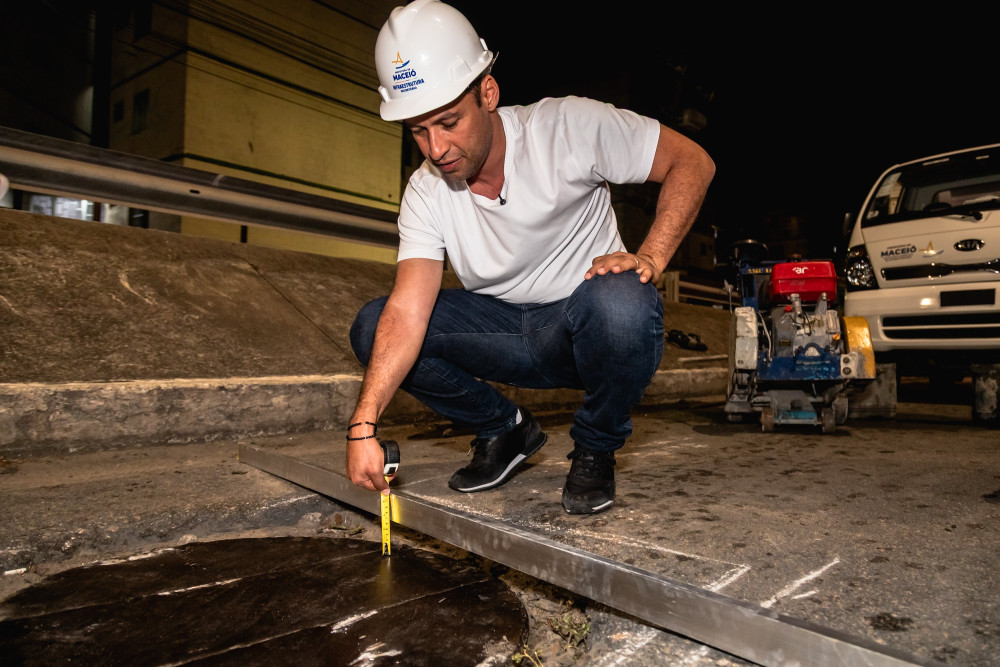 Em um mês, operação da Seminfra alcançou 117 tampas de bueiro niveladas