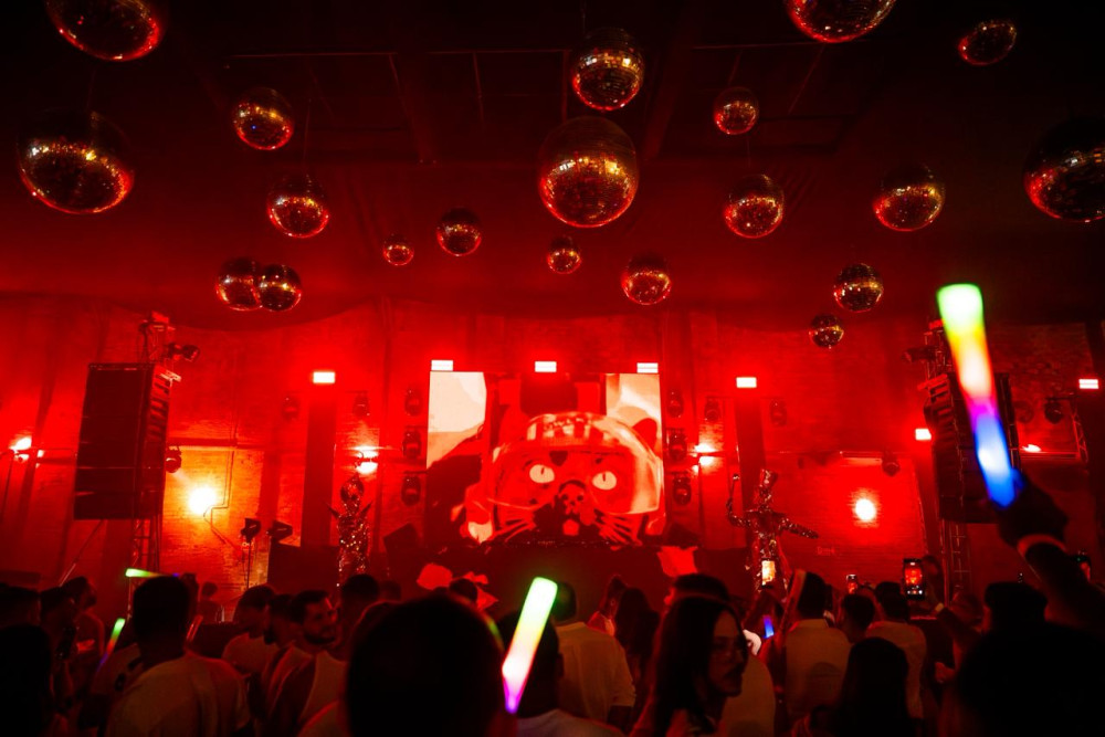 EletroWhite 2025 celebra 10ª edição com grandes nomes e uma noite inesquecível