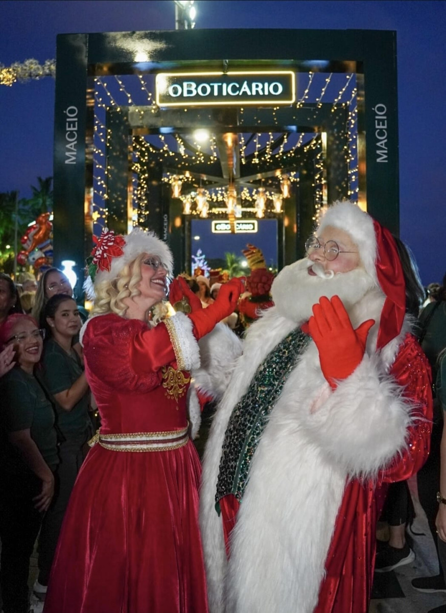 Em Alagoas, O Boticário leva atração natalina para a orla urbana de Maceió e Centro Histórico de Penedo